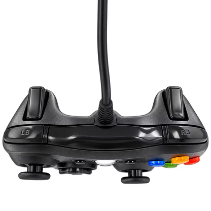 Vista superior del control con gatillos LB y RB y salida del cable.