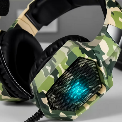 Diadema Gamer ONIKUMA K8 LED RGB Verde Camuflado - Micrófono 360°