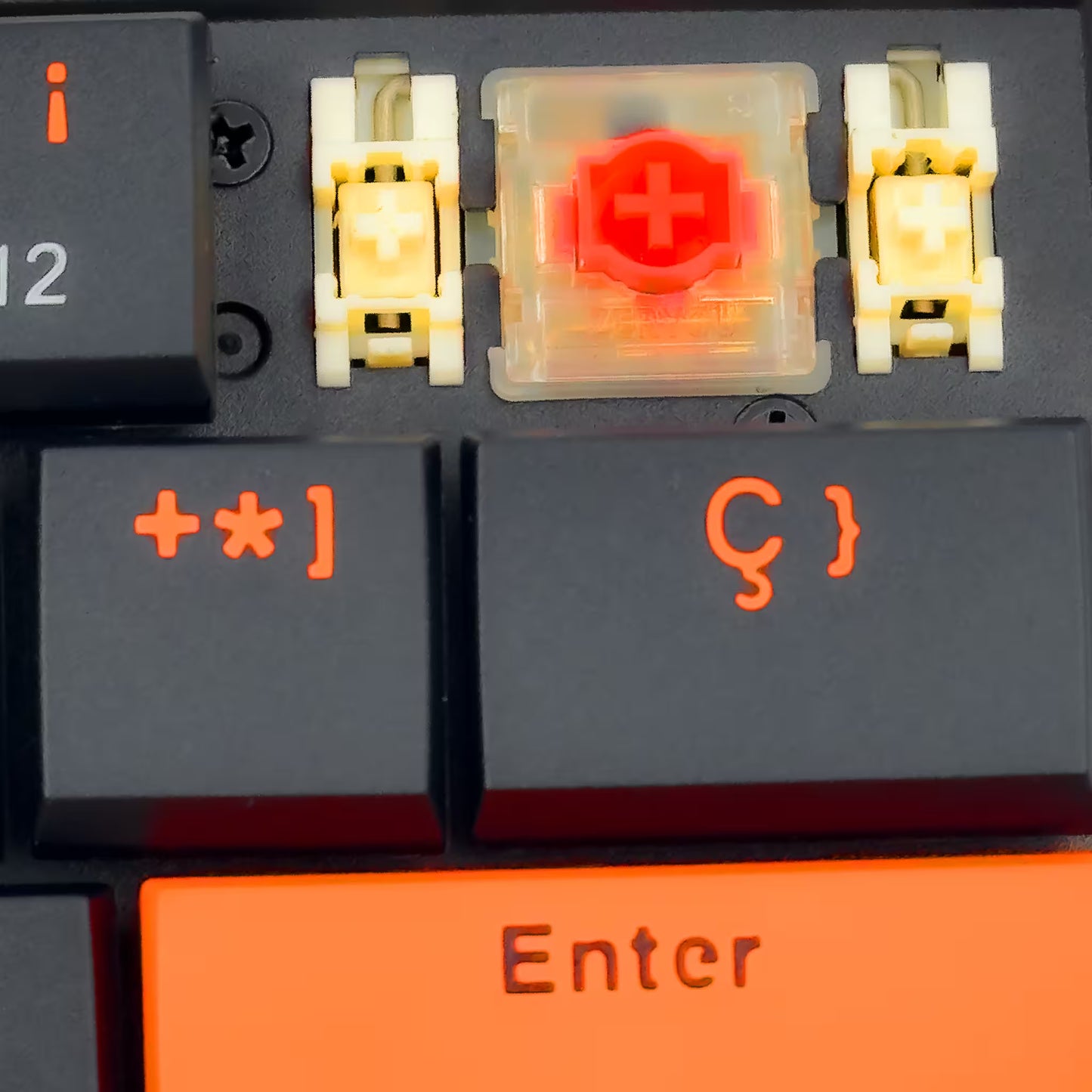 Teclado Mecánico Mini Weibo WB-777 RGB - Compacto Switches Mecánicos Gaming Cable